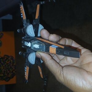 BANDAI Hobby Star Wars 1/72 Poe's X-Wing Fighter The Force Awakens Building Kit